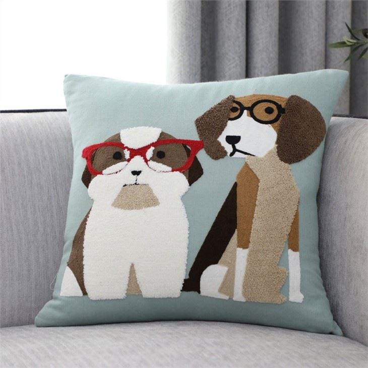Custom Embroidery Comfortable Soft Square Silk Pillowcase